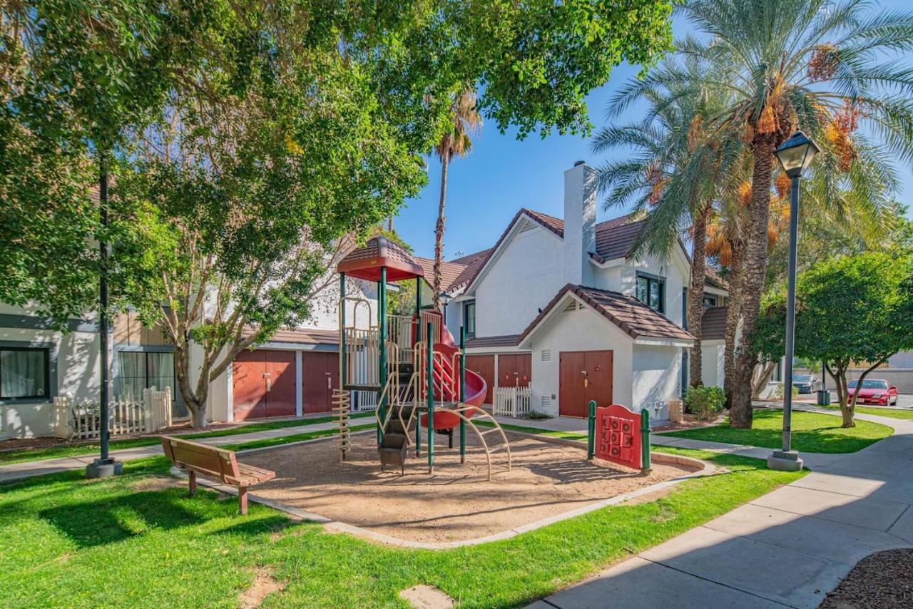 Metro Phx Downstairs Studio Sleeps 4 Ada Accessible Фінікс Екстер'єр фото